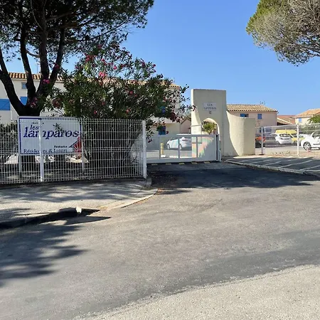 Villa T3 Mezzanine Climatisée, Terrasse&parking, 900m De La - Saint-cyprien - Fr-1-106-42