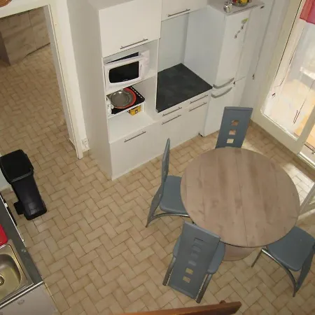 T3 Mezzanine Climatisee, Terrasse & Parking, 900m De La - Saint-cyprien - Fr-1-106-42 Villa