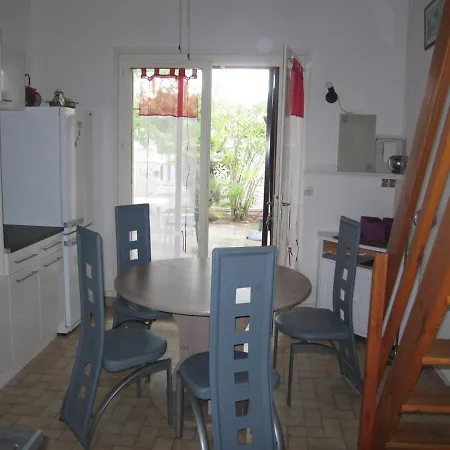 Villa T3 Mezzanine Climatisee, Terrasse & Parking, 900m De La - Saint-cyprien - Fr-1-106-42 Saint-Cyprien (Pyrenees-Orientales)