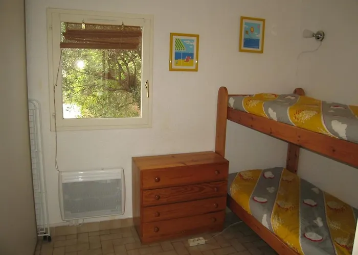 T3 Mezzanine Climatisee, Terrasse & Parking, 900m De La - Saint-cyprien - Fr-1-106-42 سان سيبريان